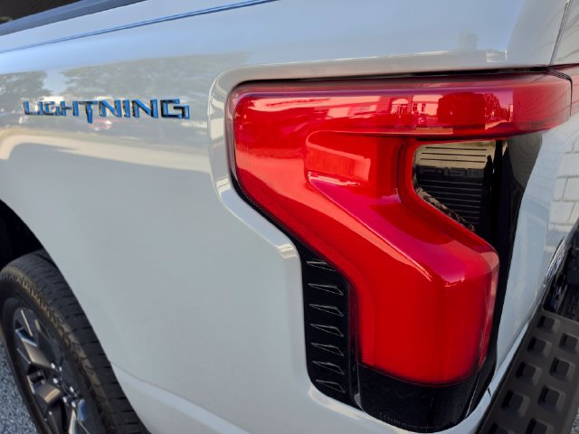 Used 2023 Ford F150 Lightning Lariat w/ Equipment Group 511A High AWD/4WD image 60