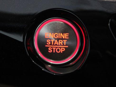 Used 2023 Acura MDX SH-AWD image 25