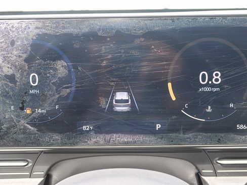 Used 2024 Hyundai Kona Limited AWD/4WD image 24
