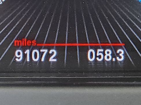 Used 2013 BMW 650i Convertible image 9