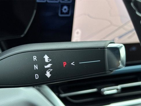 New 2026 Chevrolet Equinox EV LT w/ LPO, Blackout Package image 22