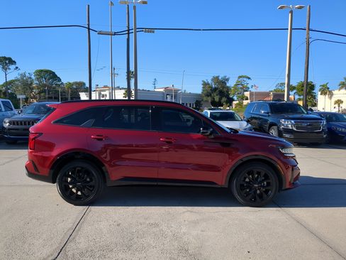 Used 2023 Kia Sorento SX image 3