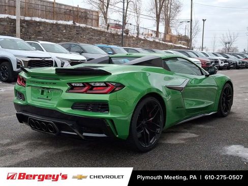 New 2026 Chevrolet Corvette Z06 w/ Stealth Interior Trim Package RWD image 3