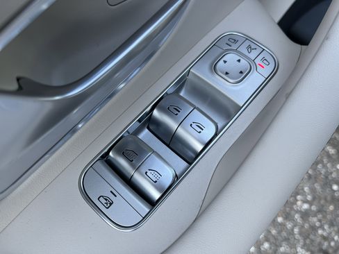 New 2026 Mercedes-Benz GLE 63 AMG S image 15