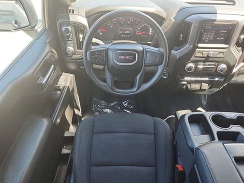Used 2024 GMC Sierra 1500 Pro w/ Graphite Edition AWD/4WD image 7
