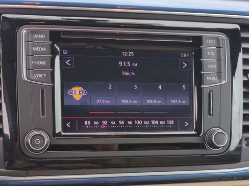 Used 2017 Volkswagen Beetle 1.8T SEL image 17