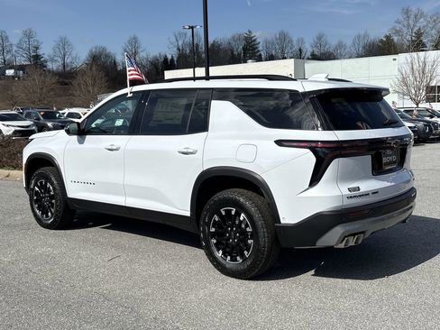New 2026 Chevrolet Traverse Z71 w/ Enhanced Driving Package AWD/4WD image 7