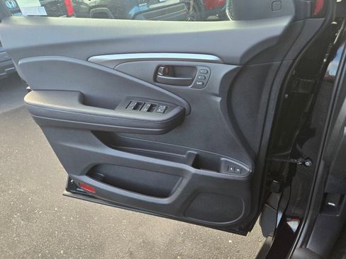 Certified 2023 Honda Passport EX-L image 22