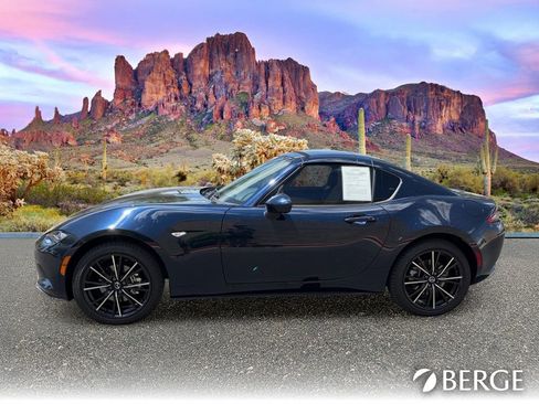 Used 2025 MAZDA MX-5 Miata RF Grand Touring RWD image 3