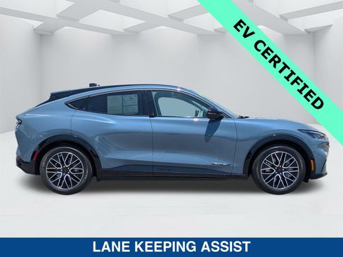 Certified 2024 Ford Mustang Mach-E Premium AWD/4WD image 4