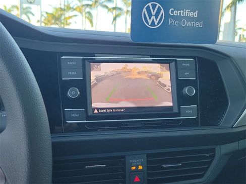 Certified 2023 Volkswagen Jetta Sport image 23