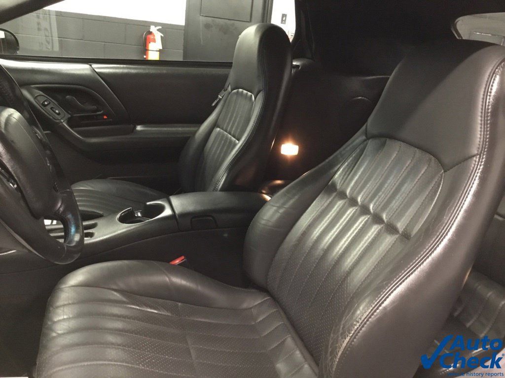 Used 2000 Chevrolet Camaro Z28 w/ Sport Appearance Pkg RWD image 35