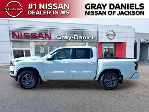 New 2026 Nissan Frontier SV w/ SV Convenience Package RWD image 4