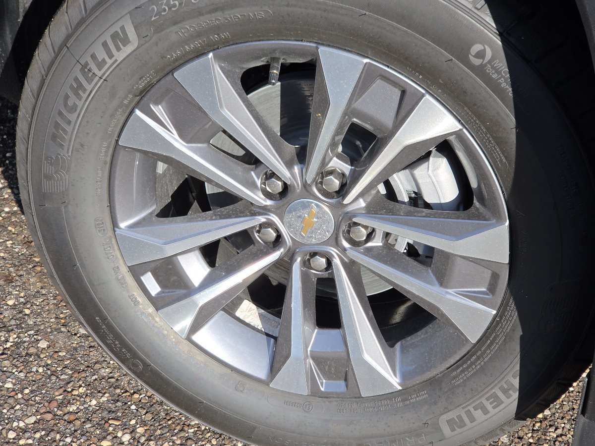 New 2027 Chevrolet Equinox LT w/ Convenience Package II AWD/4WD image 15