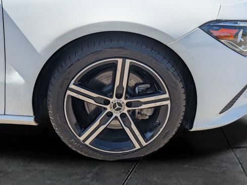Used 2020 Mercedes-Benz CLA 250 w/ Premium Package image 12