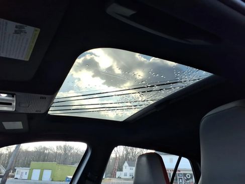 Used 2022 Volkswagen GTI Autobahn image 27