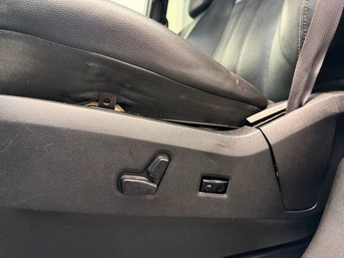 Used 2018 Dodge Grand Caravan GT FWD image 14