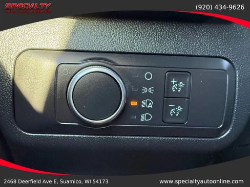 Used 2022 Ford Escape SE image 26