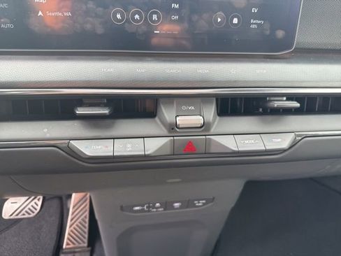 Certified 2024 Kia EV9 GT-Line image 32