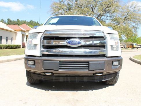 Used 2015 Ford F150 Lariat image 7