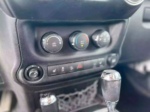 Used 2015 Jeep Wrangler Unlimited Sahara w/ Connectivity Group image 14