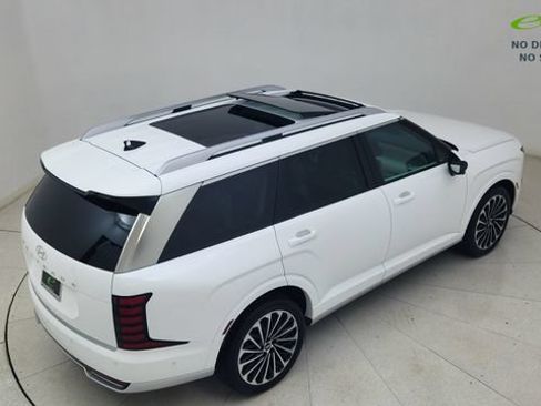 Used 2026 Hyundai Palisade Calligraphy FWD image 88