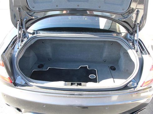 Used 2013 Maserati GranTurismo Sport RWD image 40