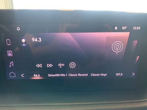 Used 2025 Buick Encore GX Sport Touring w/ Advanced Technology Package FWD image 20