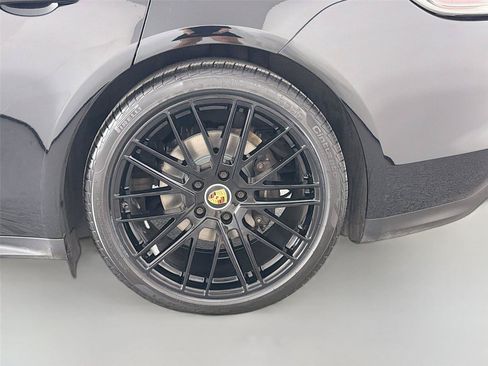 Certified 2023 Porsche Panamera Platinum Edition RWD image 12