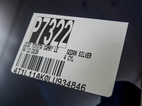 Used 2020 Toyota Camry LE w/ Convenience Package FWD image 28