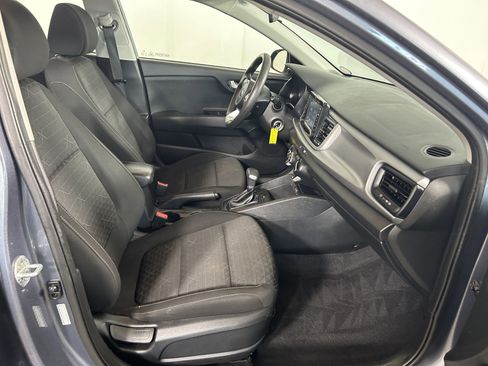 Used 2020 Kia Rio S image 24