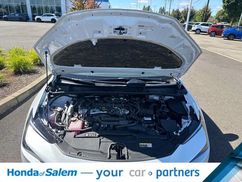 Used 2024 Toyota Prius Prime FWD image 10