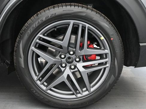 New 2026 Ford Explorer ST AWD/4WD image 22