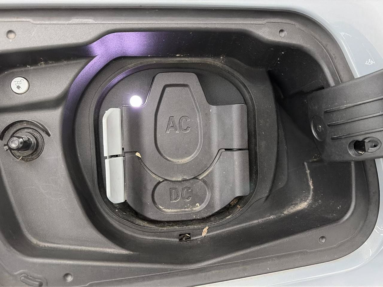 Used 2024 BMW i7 xDrive60 AWD/4WD image 25