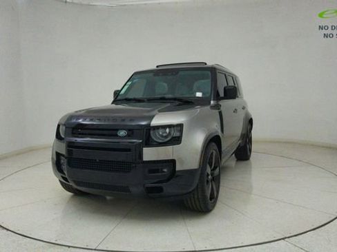 Used 2025 Land Rover Defender 110 X image 70