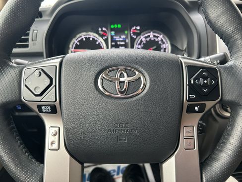 Used 2024 Toyota 4Runner Limited AWD/4WD image 25