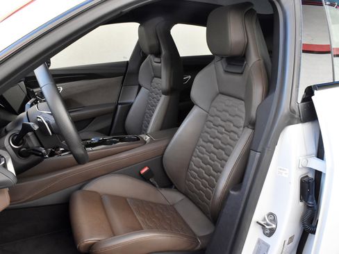 Used 2022 Audi e-tron GT Premium Plus w/ Performance Package image 21