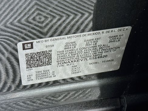 Used 2020 Chevrolet Equinox LT FWD image 36