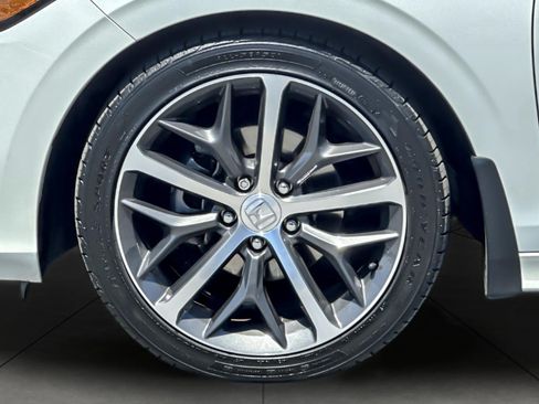 Used 2022 Honda Civic Touring image 25