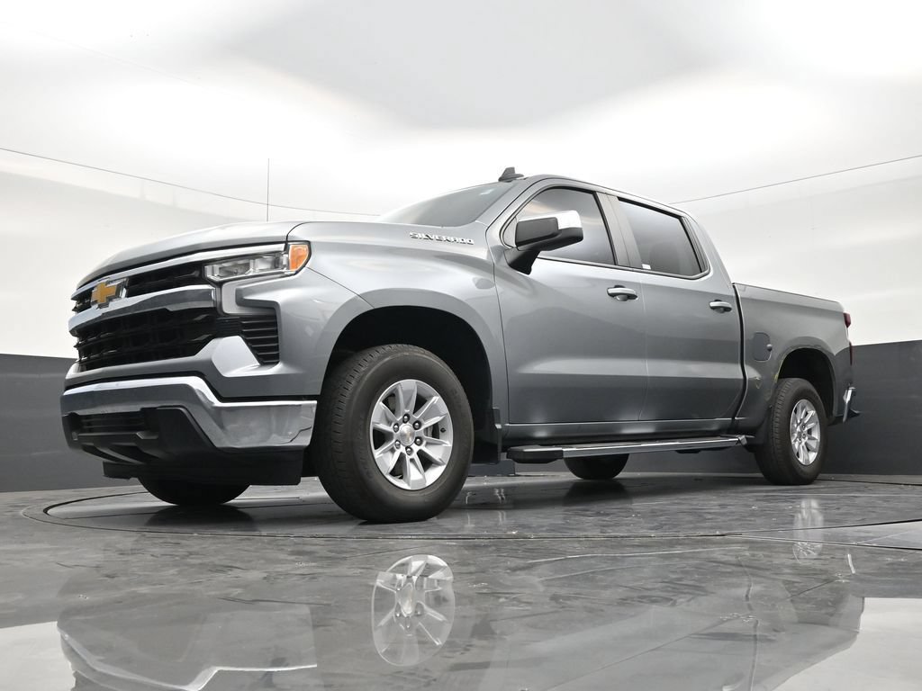 Used 2024 Chevrolet Silverado 1500 LT RWD image 17