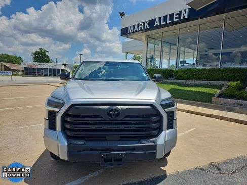 Used 2023 Toyota Tundra SR5 AWD/4WD image 10