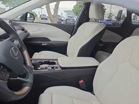 Used 2023 Lexus RX 350 AWD w/ Cold Area Package image 10