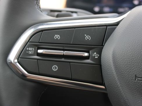New 2026 Chevrolet Equinox ACTIV w/ Convenience Package III AWD/4WD image 37
