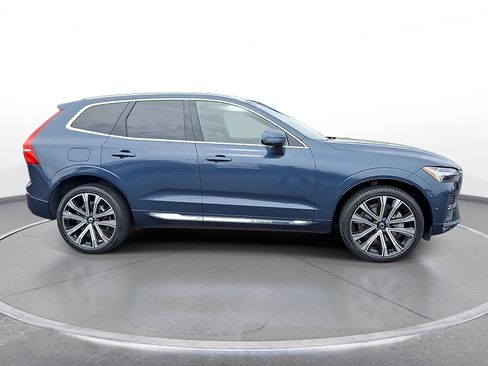 Used 2023 Volvo XC60 B6 Ultimate w/ Protection Package Premier AWD/4WD image 9