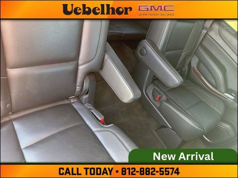 Used 2015 GMC Yukon SLT w/ HD Trailering Package AWD/4WD image 6