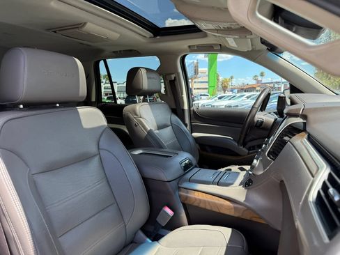 Used 2020 GMC Yukon Denali w/ Open Road Package AWD/4WD image 18