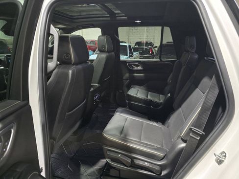 Used 2021 Chevrolet Tahoe Premier AWD/4WD image 28