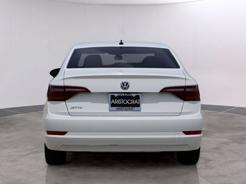 Used 2019 Volkswagen Jetta SE FWD image 6