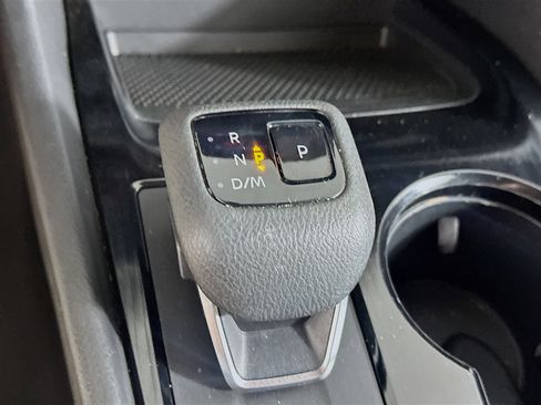 Used 2024 Nissan Rogue SV AWD/4WD image 24