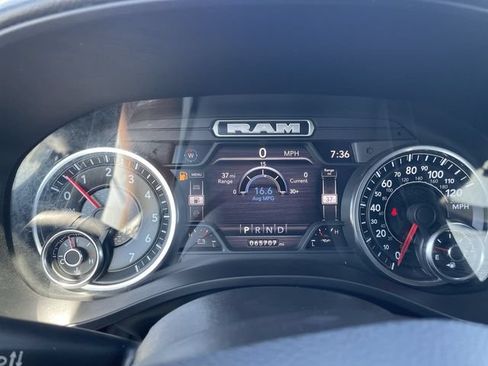 Used 2022 RAM 1500 Big Horn RWD image 11